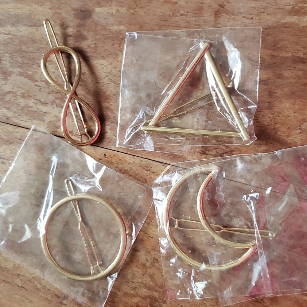 Fashion gold tone figural barrettes 4 pc NWOT